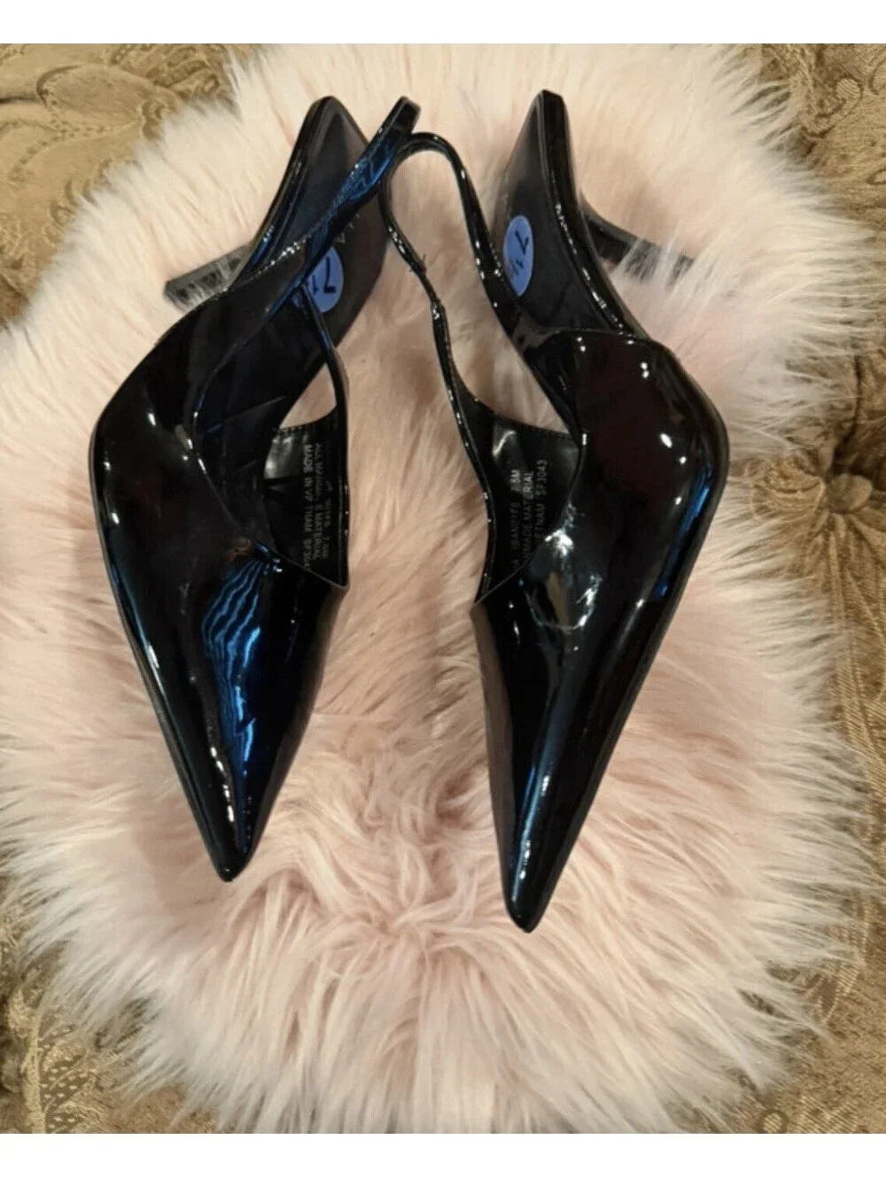 TAHARI Isania Black Patent Pointed Toe Slingback Heels Sz 7.5